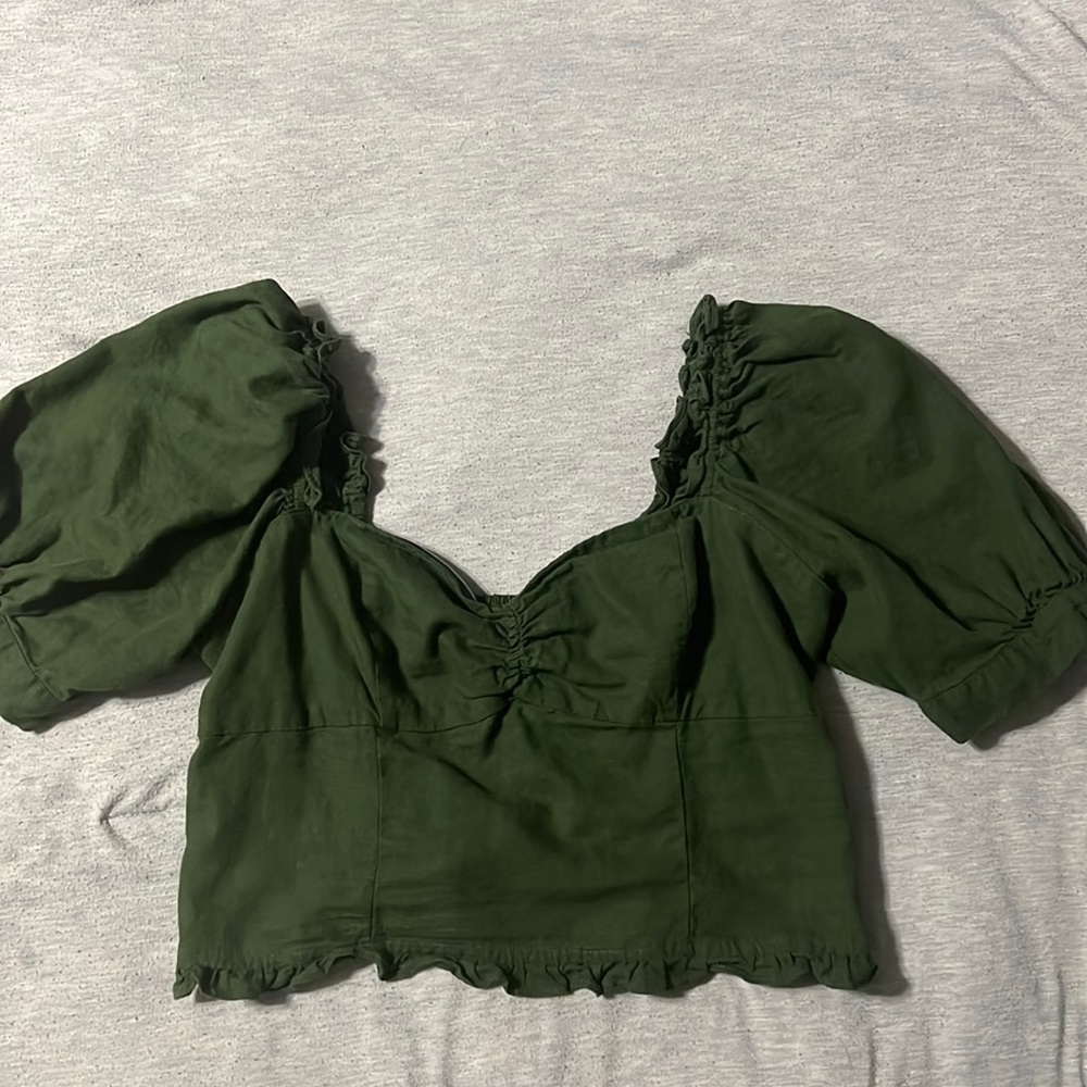 Crop top